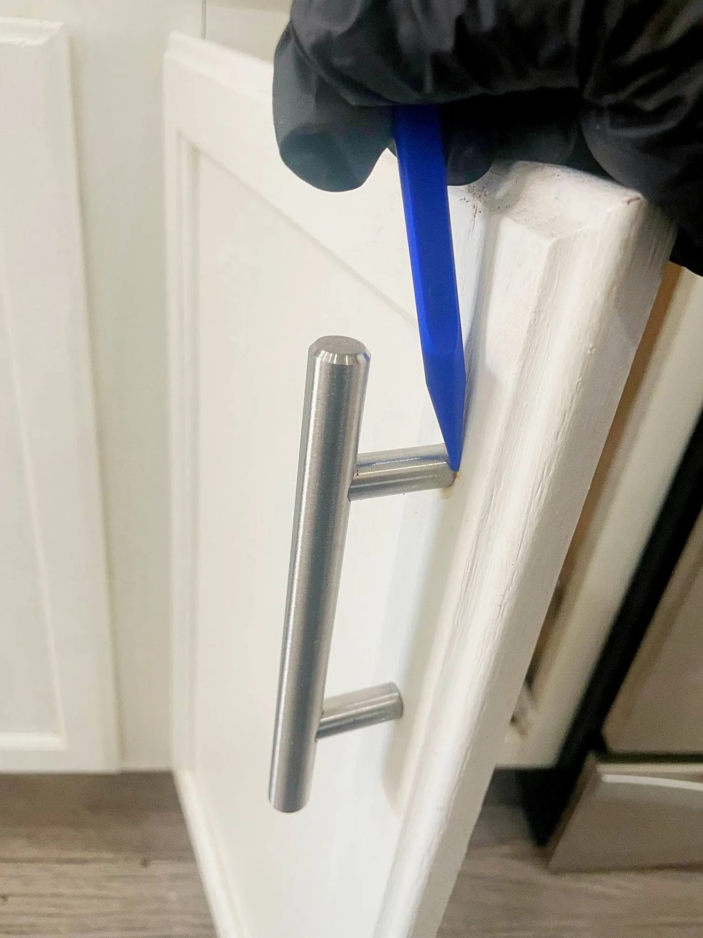 Detailed cabinet handle cleaning