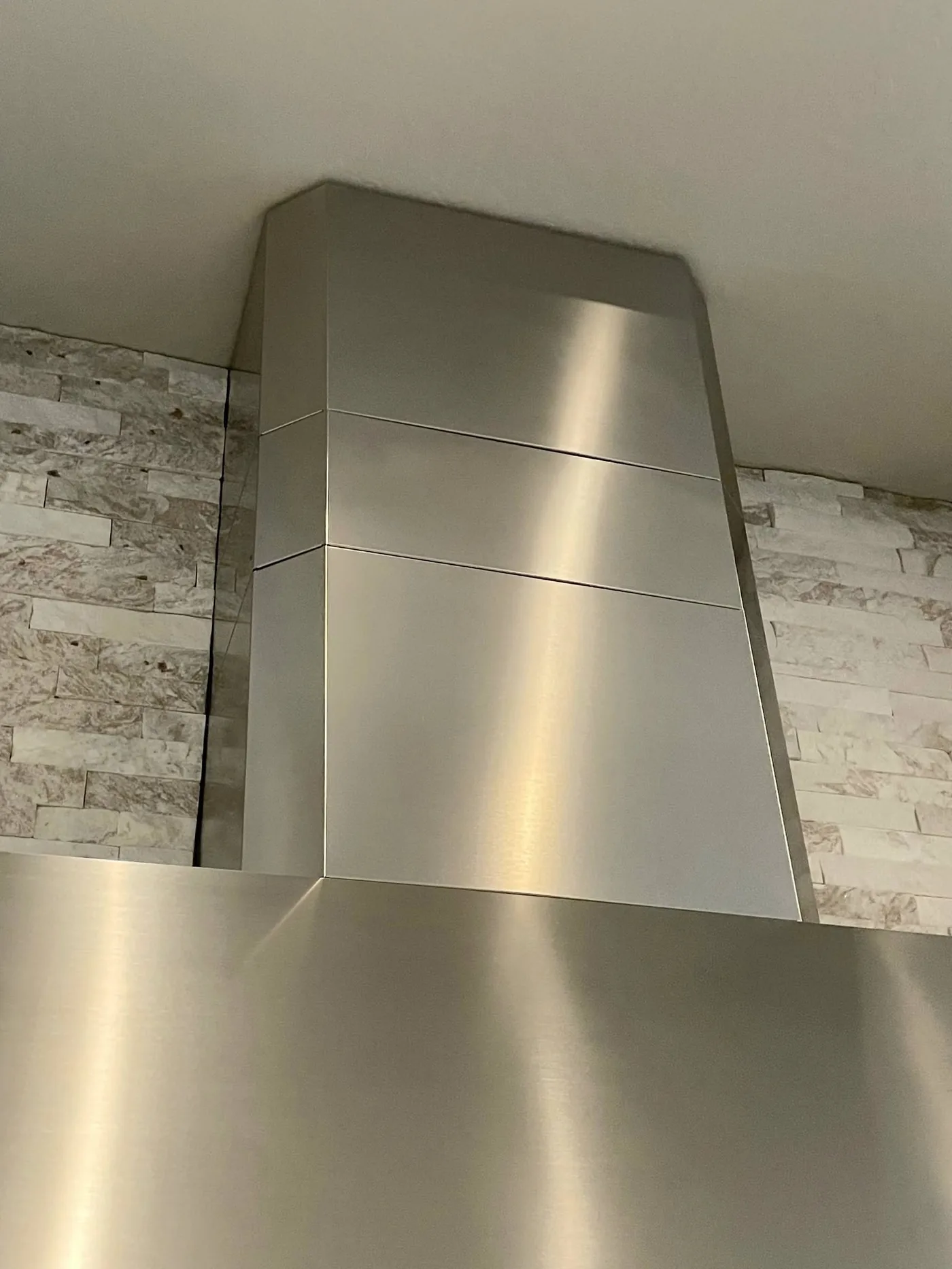 Clean stainless range hood